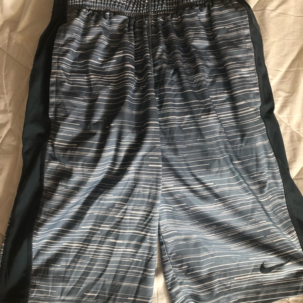 ✔️NIKE DRI-FIT SHORTS - Boys ✔️